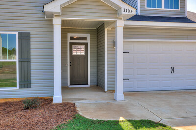 3104 Tracker Lane, Warrenville, South Carolina - Ficus