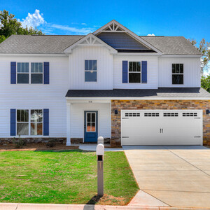 108 Pennington Lane N, Greenwood, South Carolina - Winterset